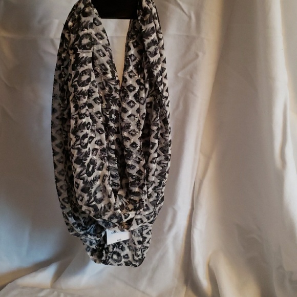 Infinity Scarf - Picture 2 of 2